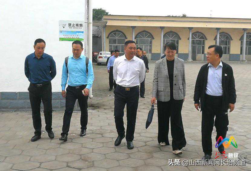 上海天坤国际职业教育产业集团在上党区参观考察