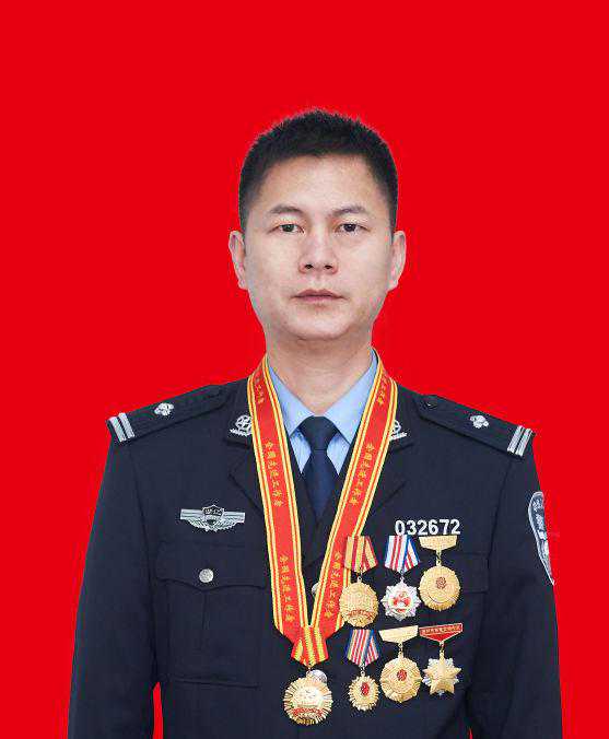 浙江刑警故事｜“网红”刑警周扬：被连刺六刀仍未放弃