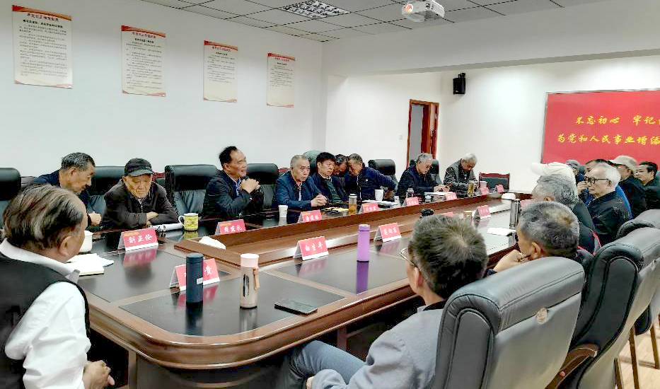 成都简阳市老科学技术工作者协会|龙泉桃乡觅新技 两会助农商良策