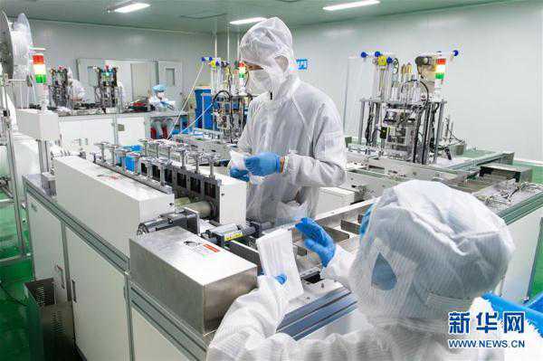 湖南浏阳：口罩日产量达百万只