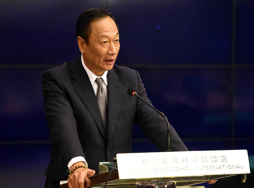 郭台铭“交棒”，刘扬伟如何力压群雄成为继承者？