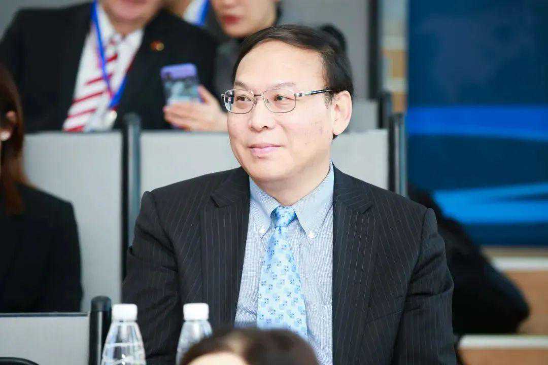 在莫测变化中步步为先？廿载狄邦创始人只坚持这一件事