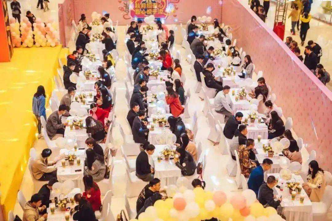 相亲大会上这场激情舌战竟是点意空间策划的