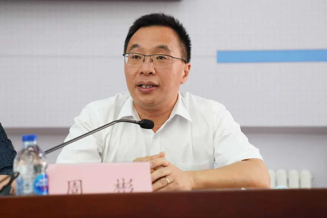 华东师范大学第二附属中学迎来新校长，上海中学校领导也有调整